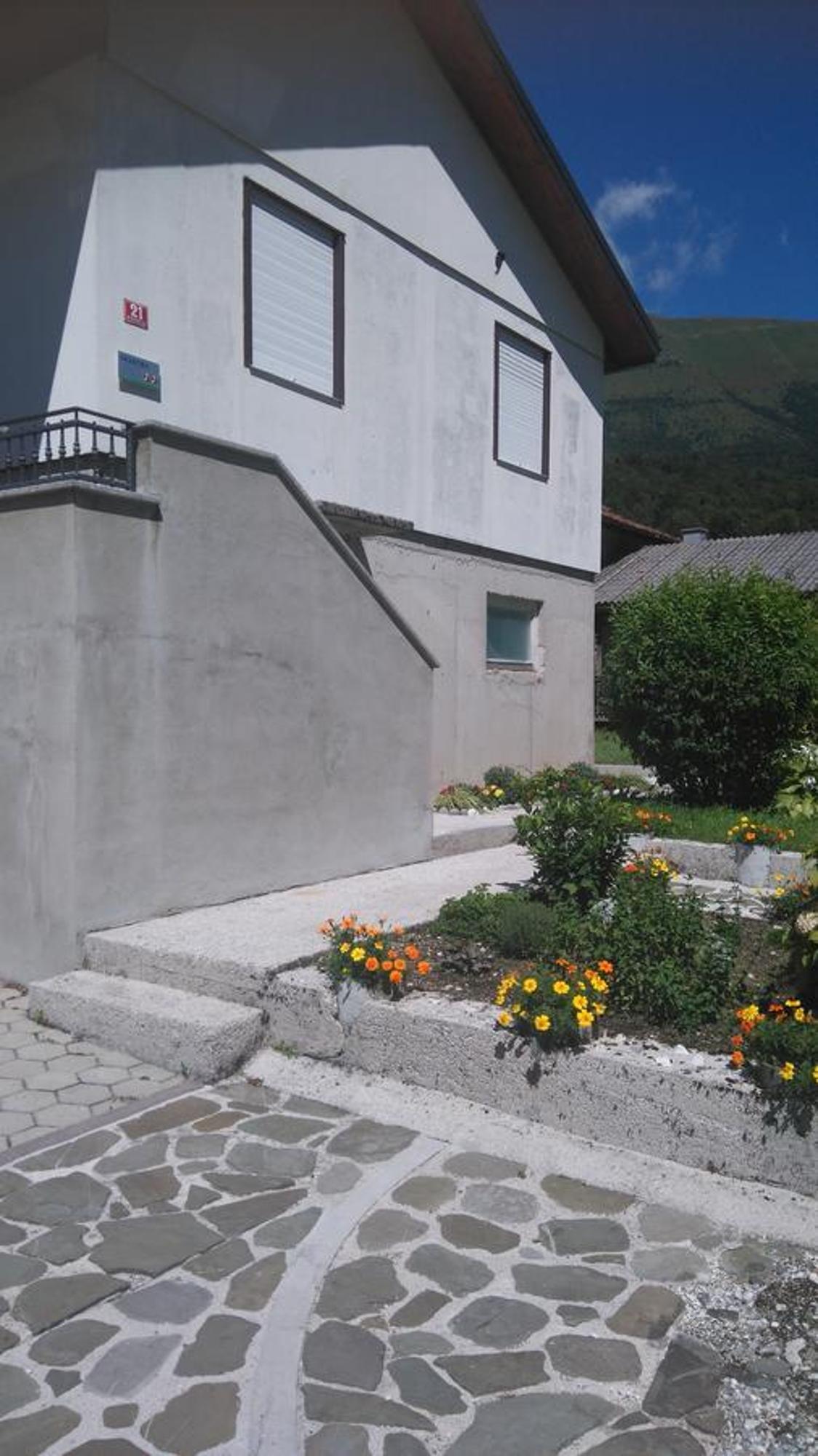 Apartment Losc - Podbela Breginj Exterior photo